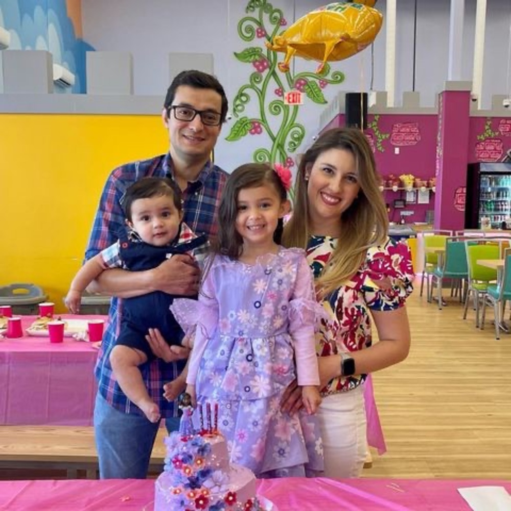 Meet your Posher, Shelena